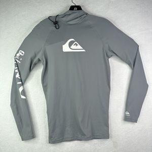 Quiksilver Mens Size Medium Grey Compression Rash Guard Long Sleeve Surf Shirt